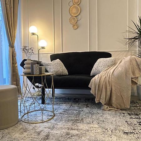 Luxury Mansion Lejlighed Bukarest Eksteriør billede