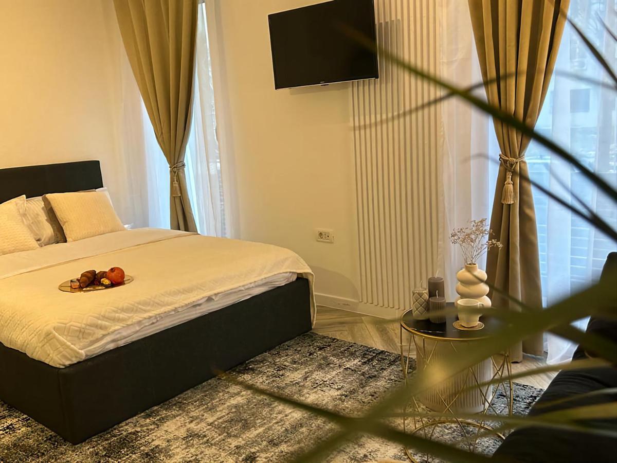 Luxury Mansion Lejlighed Bukarest Eksteriør billede