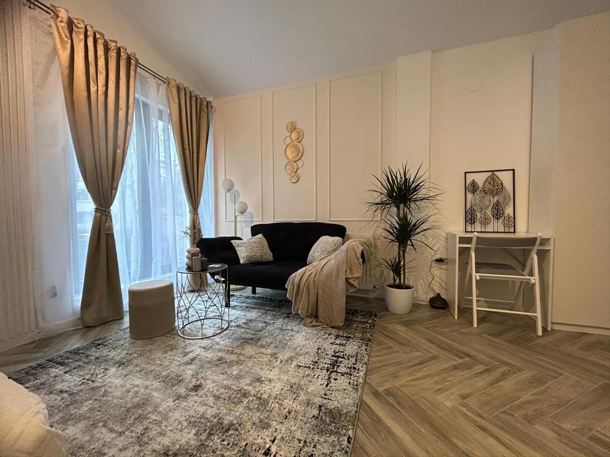 Luxury Mansion Lejlighed Bukarest Eksteriør billede