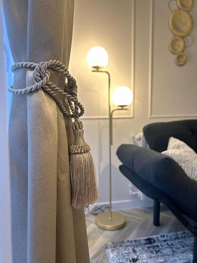 Luxury Mansion Lejlighed Bukarest Eksteriør billede