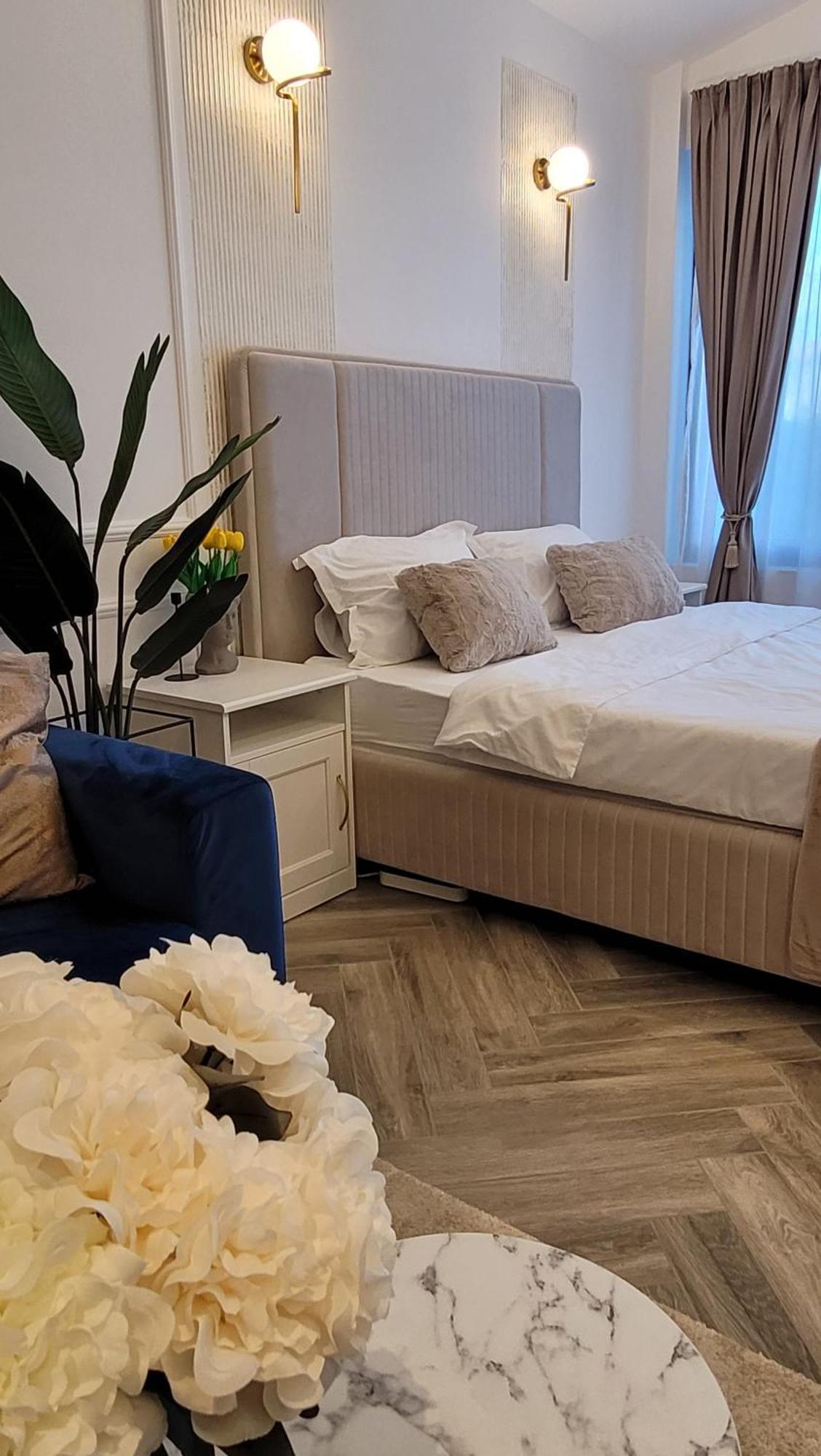 Luxury Mansion Lejlighed Bukarest Eksteriør billede